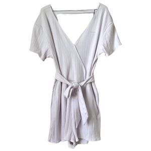 Vitamin A Logan Romper White Ribbed Cotton Low V Neck Flared Sleeves Medium NWT